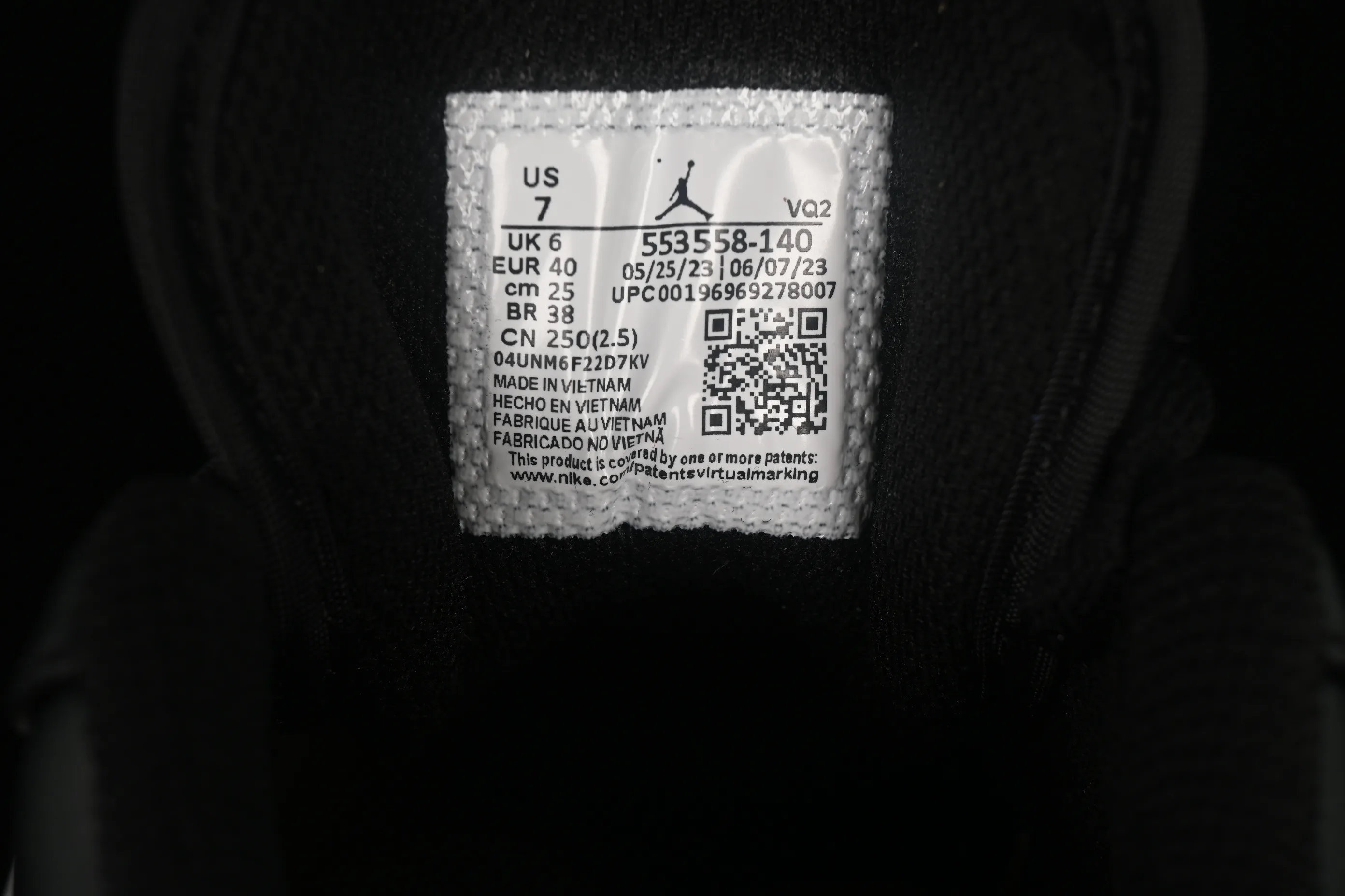 All categories Air Jordan Jordan series basketball shoes Air Jordan 1 Low G version pure original Air Jordan 1 Low AJ1 Joe 1 black and white blue low-top cultural basketball shoes 553558-140